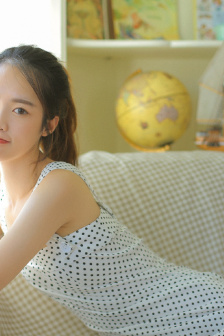 体育课被班长带到没人的地方